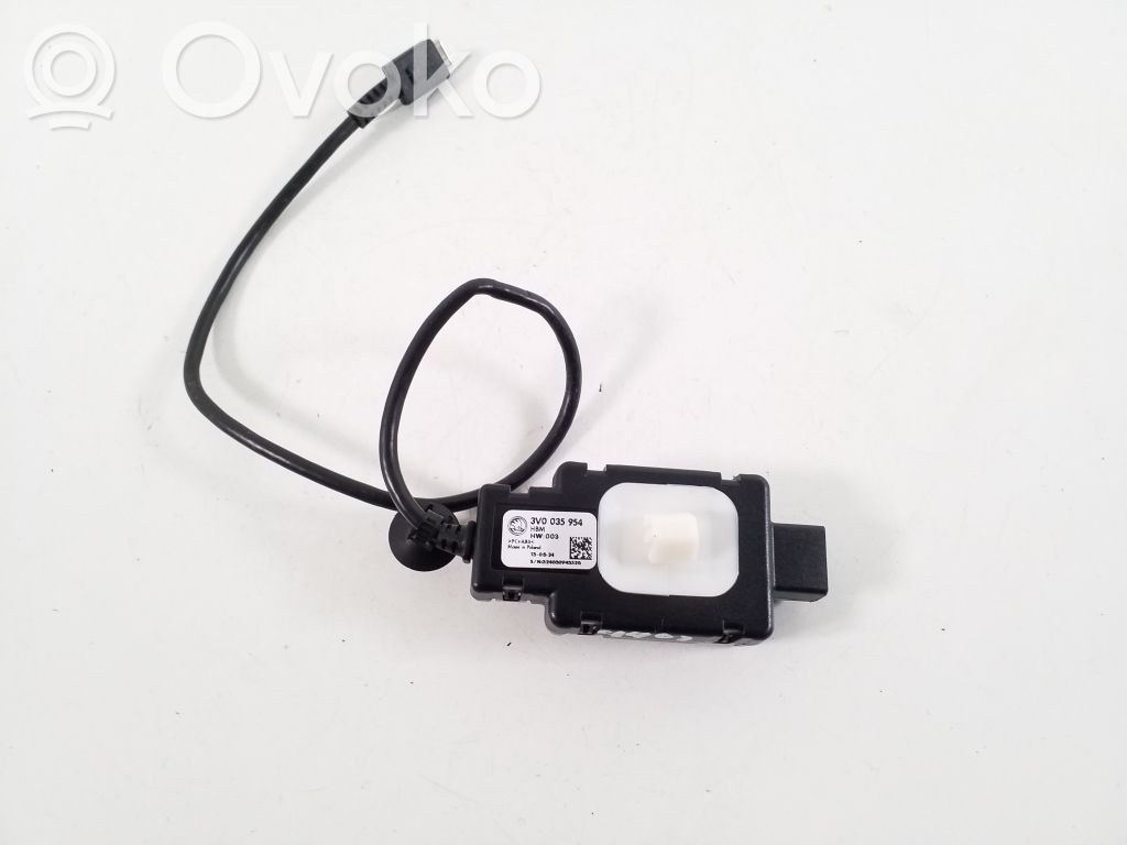 Volkswagen PASSAT B9 Enchufe conector USB 