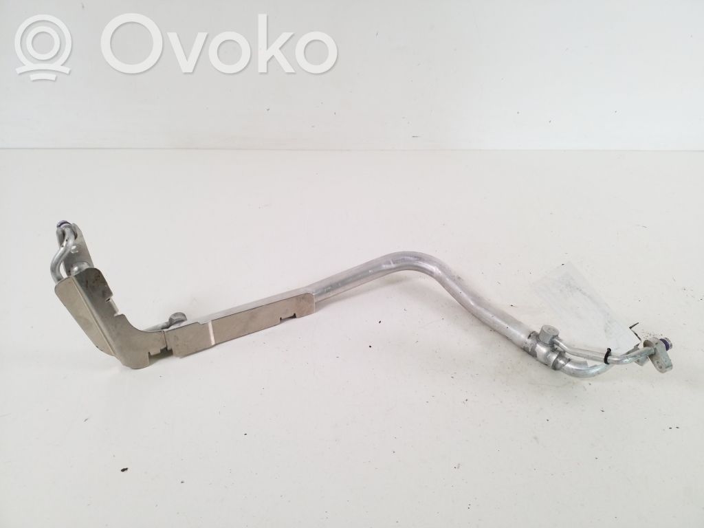 Volkswagen PASSAT B9 Tubo flessibile aria condizionata (A/C) 