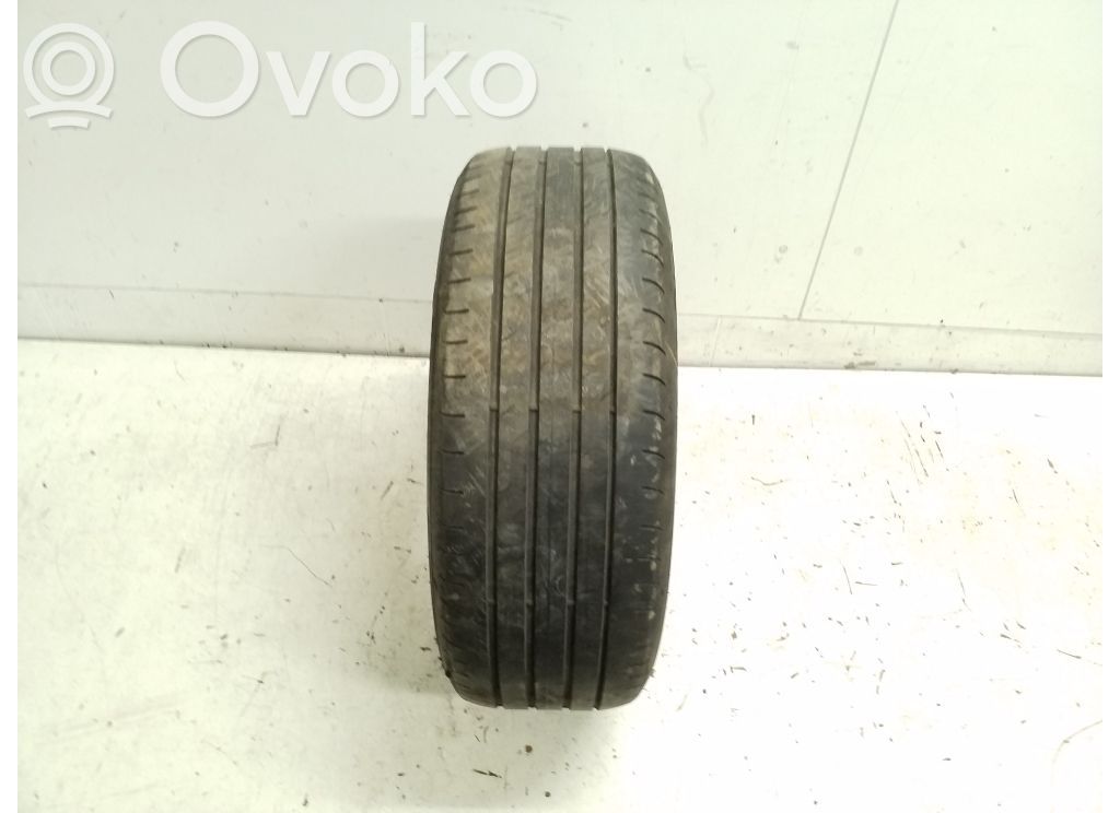Neumático de verano R17