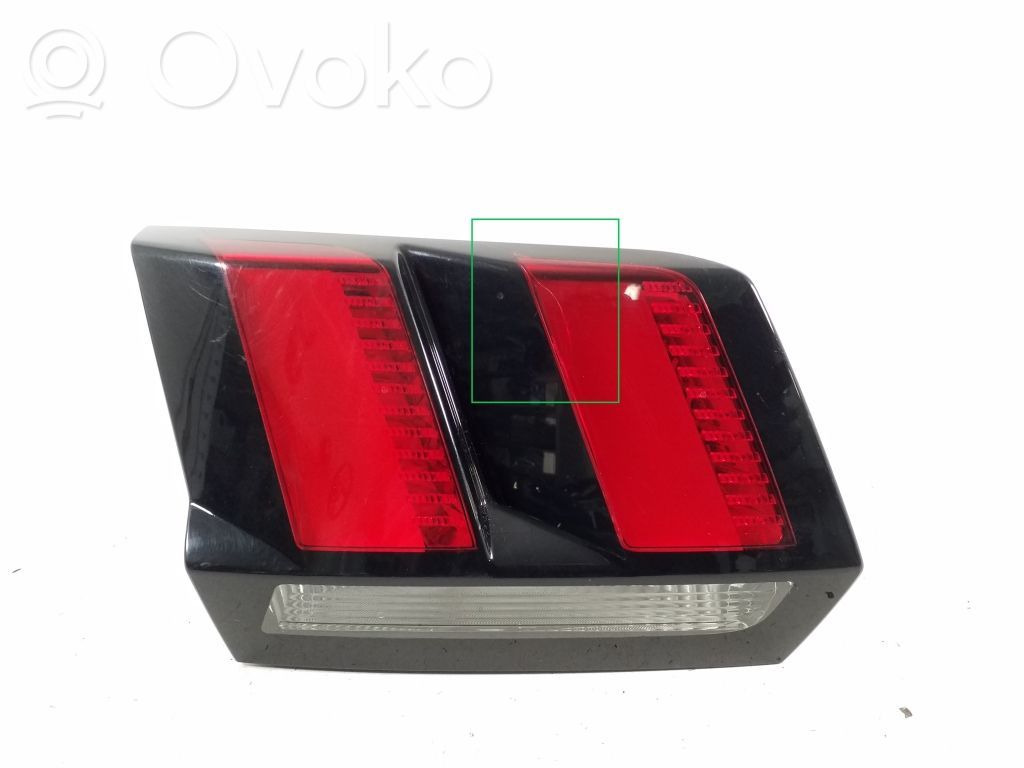 Peugeot 3008 II Lampy tylnej klapy bagażnika 