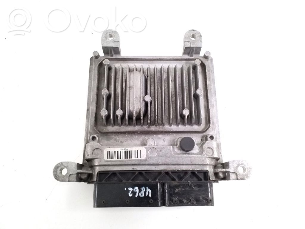 Mercedes-Benz E W212 Engine control unit/module 