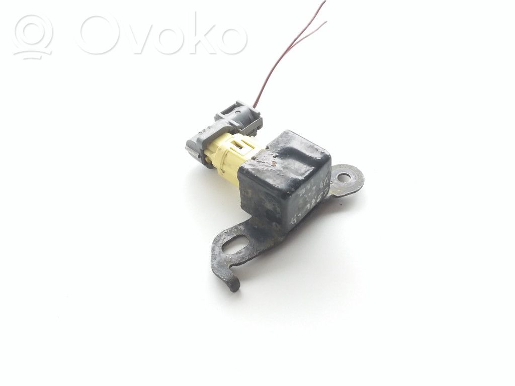 Toyota Corolla E120 E130 Airbag deployment crash/impact sensor 
