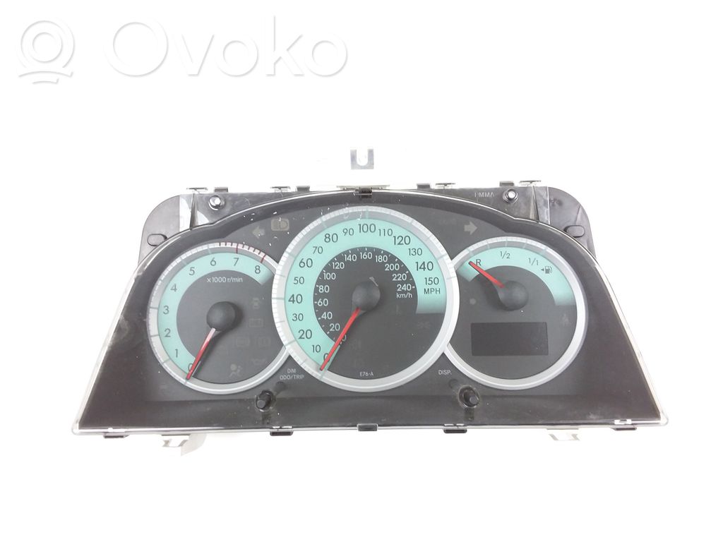 Toyota Corolla Verso AR10 Speedometer (instrument cluster) 