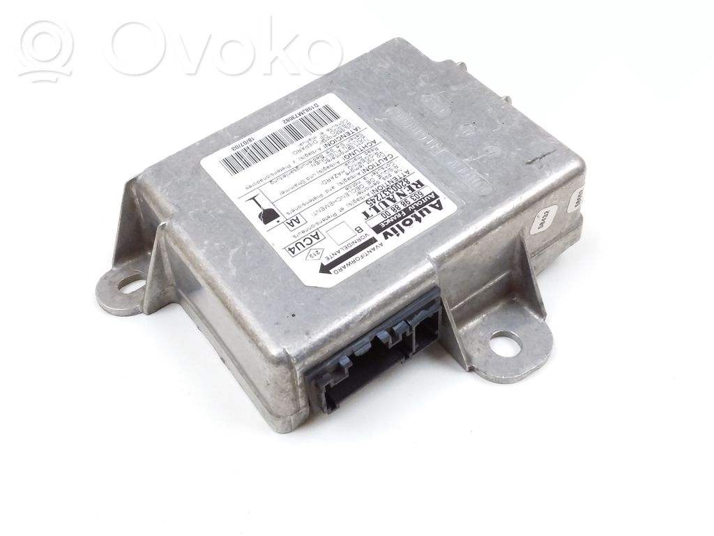 Renault Megane II Airbag control unit/module 