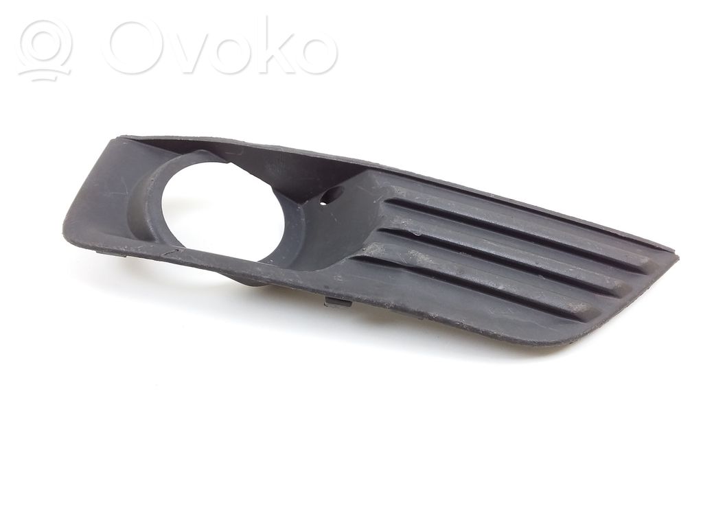 Ford Focus Front fog light trim/grill 