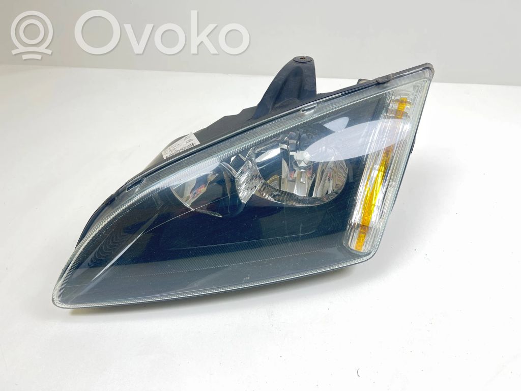 Ford Focus Scheinwerfer 