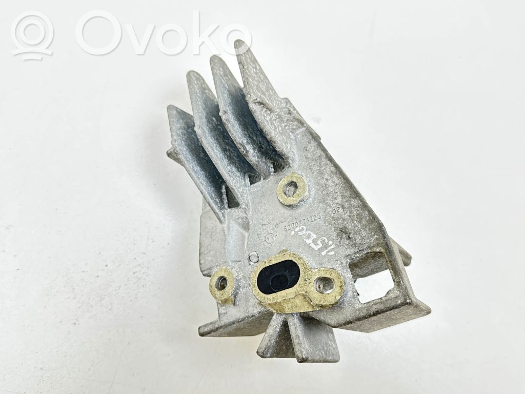 Engine mounting bracket   8200771226