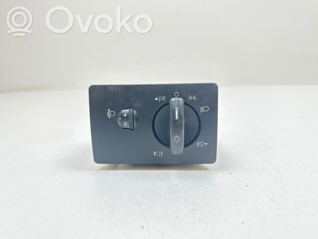 Interruptor de luz   7M5T13A024MA,069769