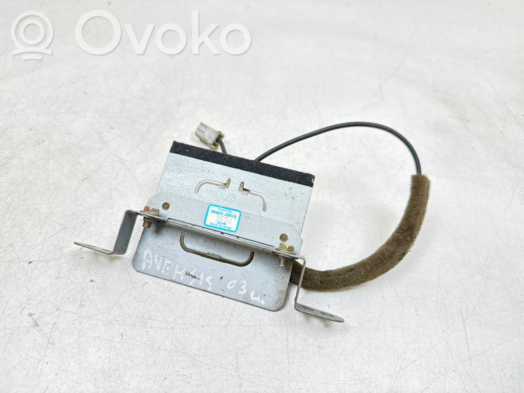 Toyota Avensis T250 Antena (GPS antena) 