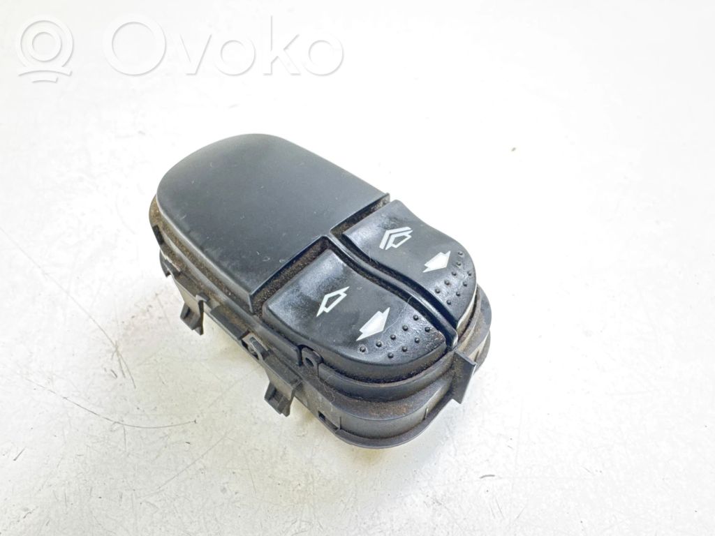 Light switch   7M5T13A024EA,04069710