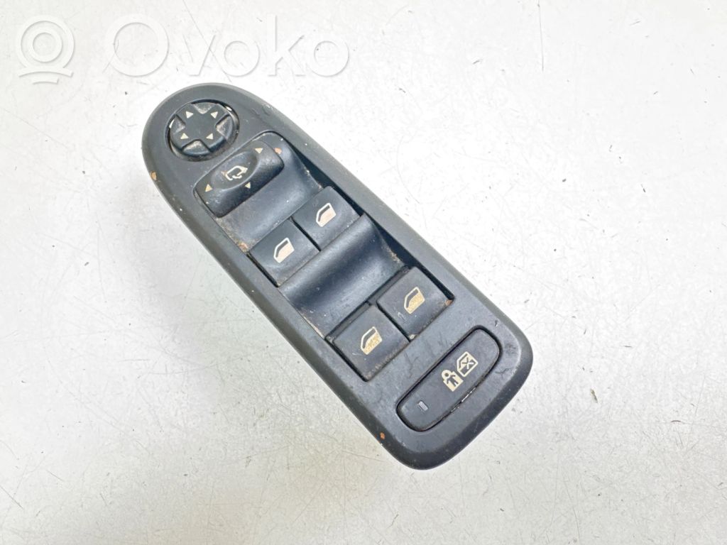 Citroen C5 Electric window control switch 