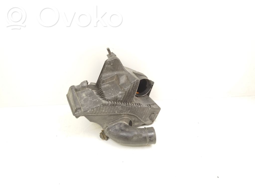Nissan Note (E11) Air filter box 