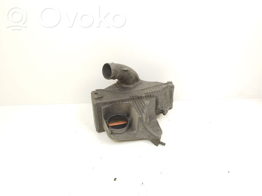 Nissan Note (E11) Air filter box 