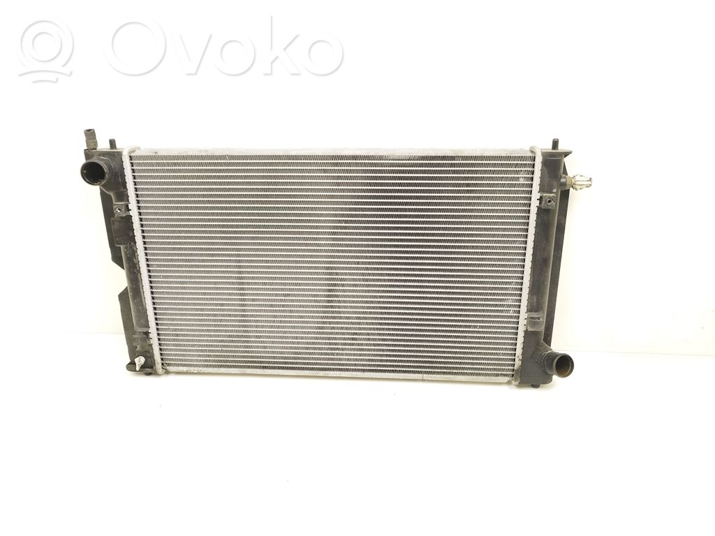 Toyota Avensis T250 Coolant radiator 