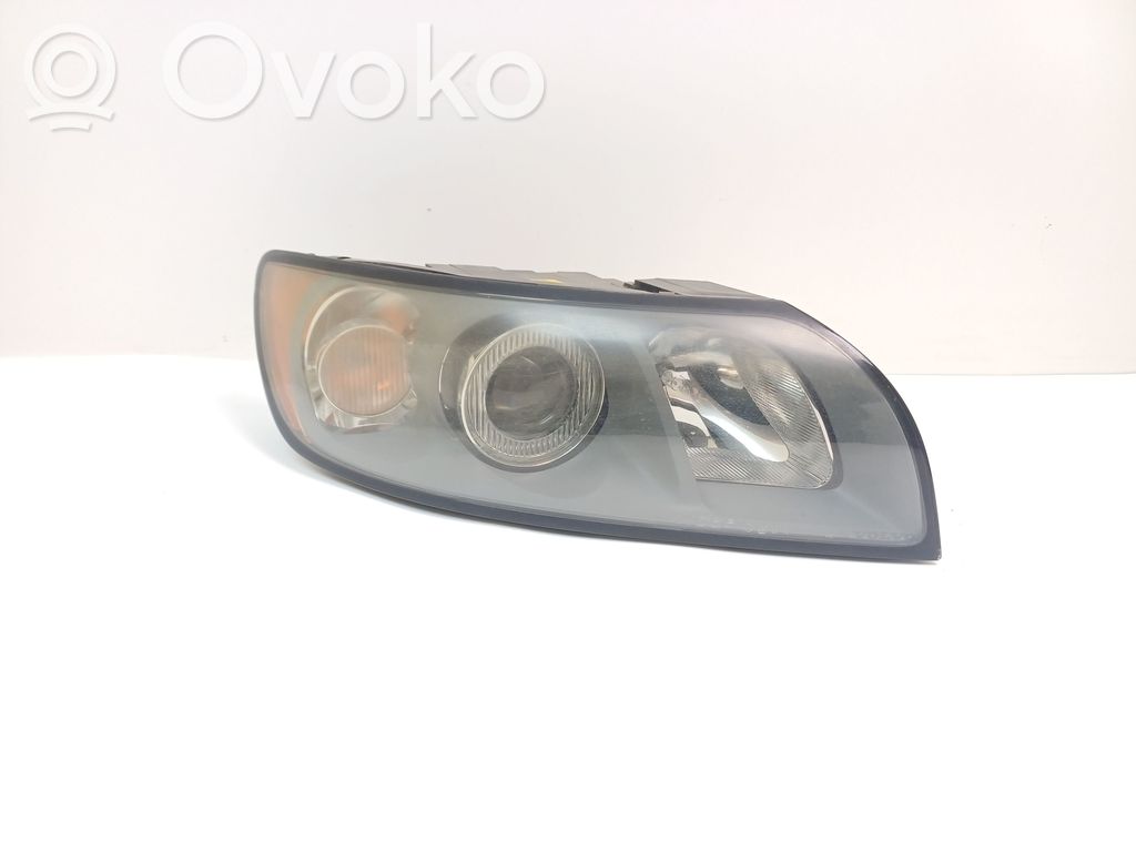 Volvo V50 Priekšējais lukturis 