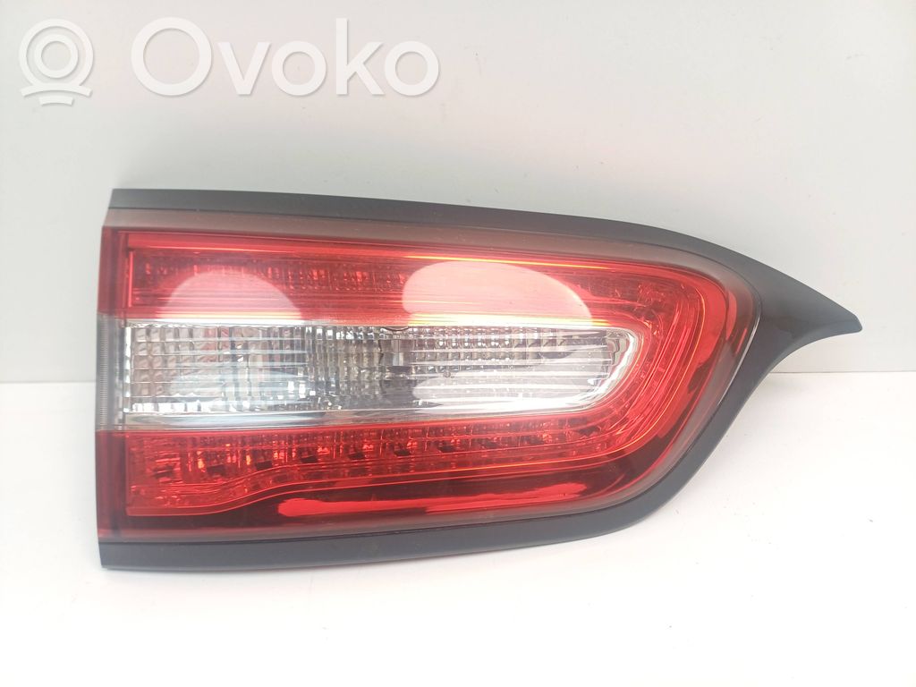 Jeep Cherokee Tailgate rear/tail lights 