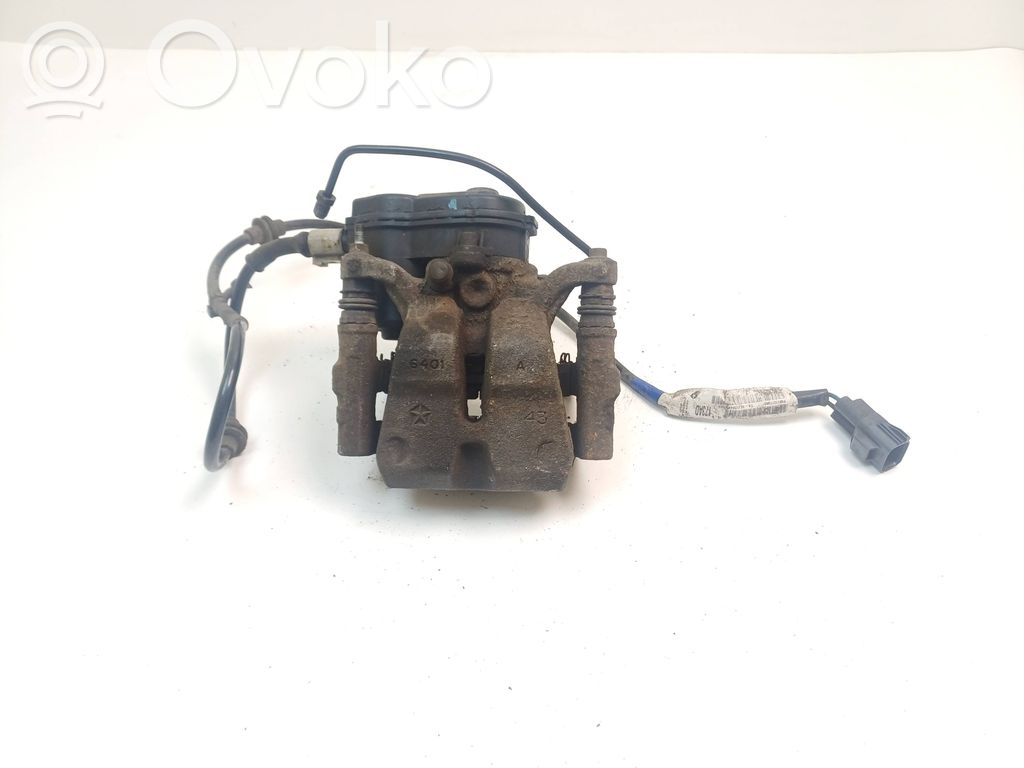 Jeep Cherokee Задний суппорт 