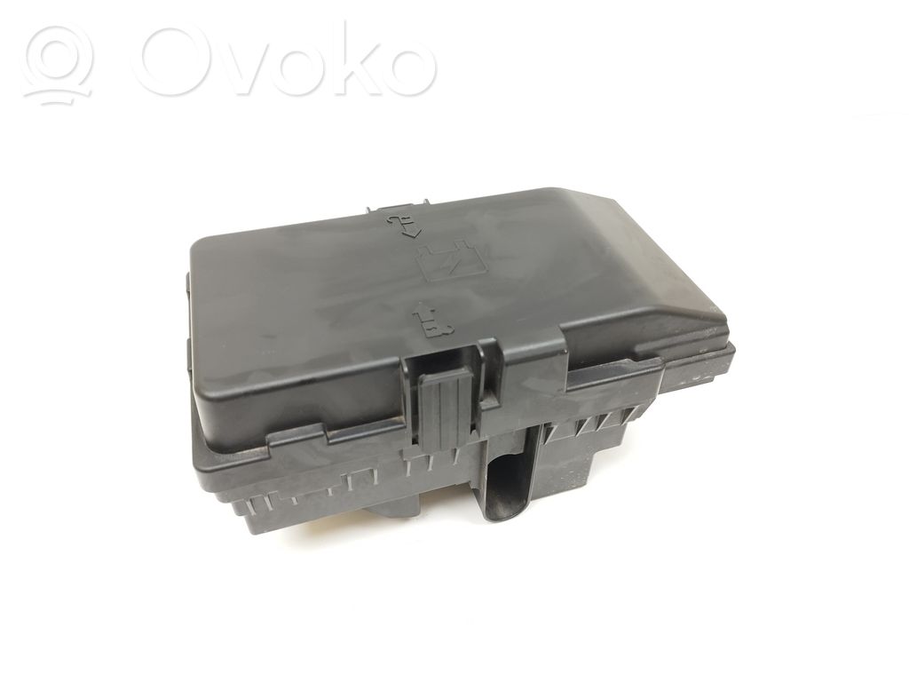 Jeep Cherokee KL Módulo de fusible 