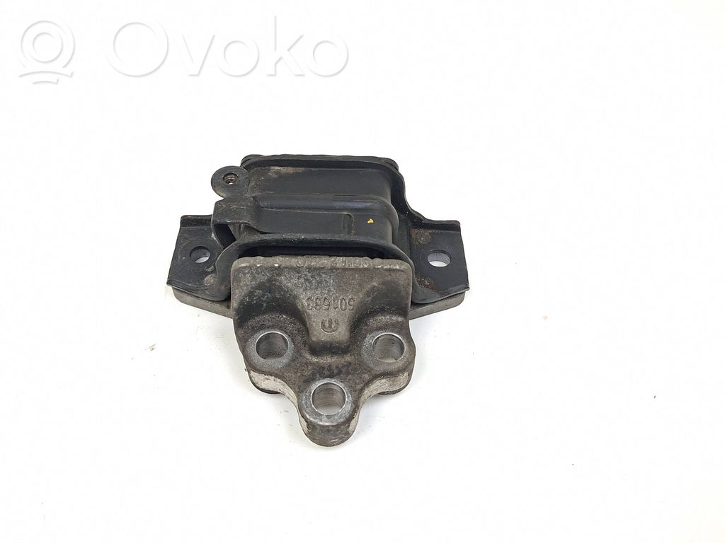 Jeep Compass Engine mount bracket 