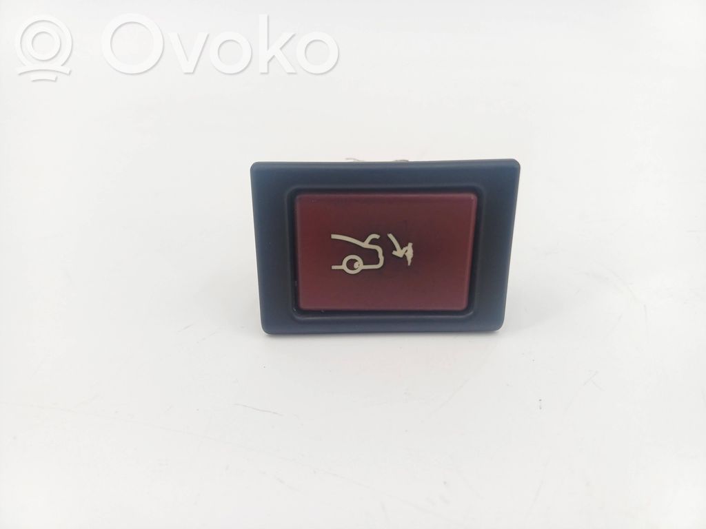 Peugeot 607 Tailgate/boot open switch button 