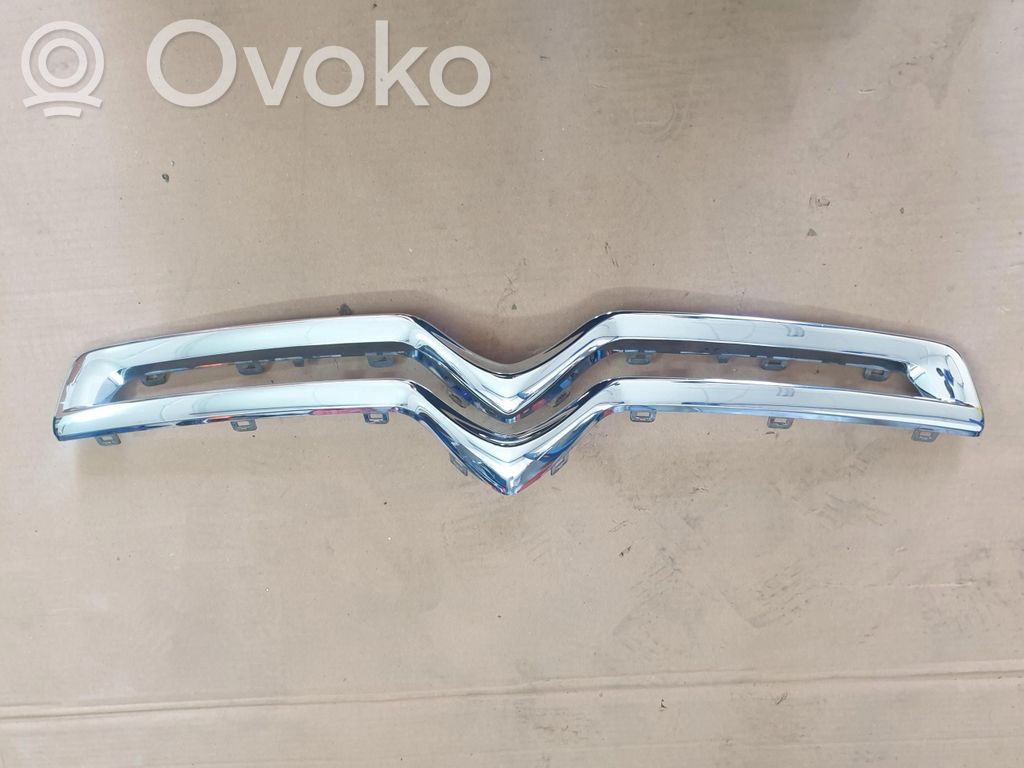 Citroen C3 Picasso Rejilla superior del radiador del parachoques delantero 