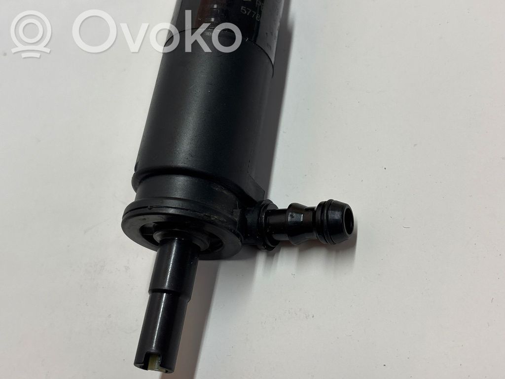 Headlight washer pump   6973097,5778631,1108659,1112804,1209387,1J0955681,2M2113K082AA,3B0955681A,67120154875,67126973097,67128362157,67128377430,67128377613,YM2113K082BA