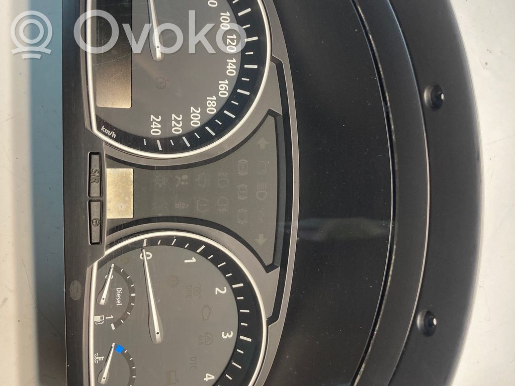 BMW X3 E83 Speedometer (instrument cluster) 