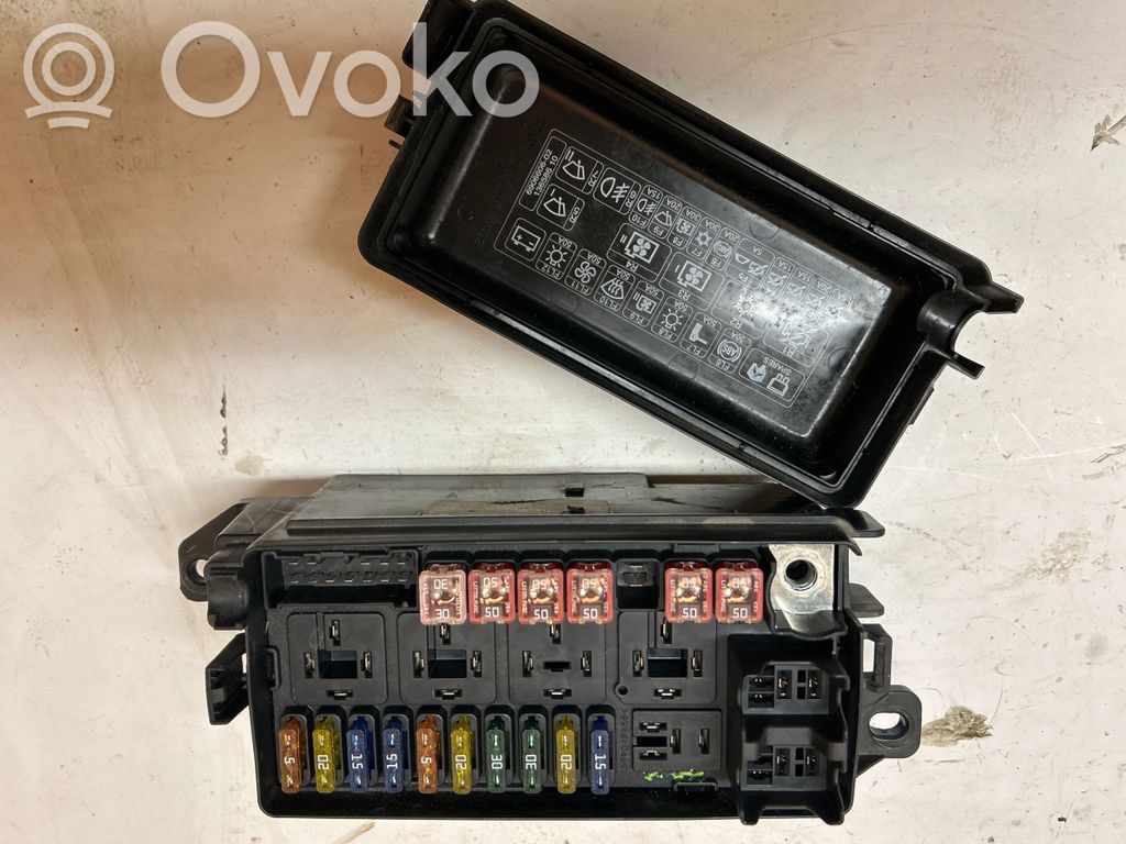 Mini Cooper Hatch Hardtop Fuse module 