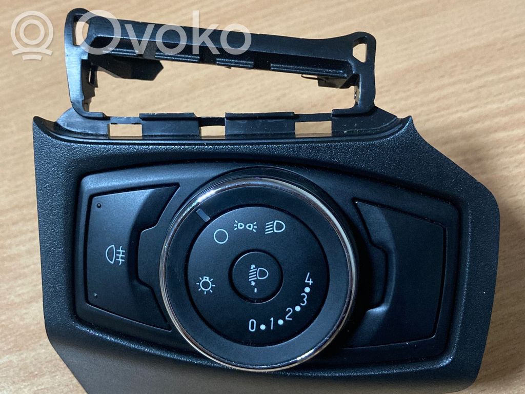 Ford Focus Light switch 