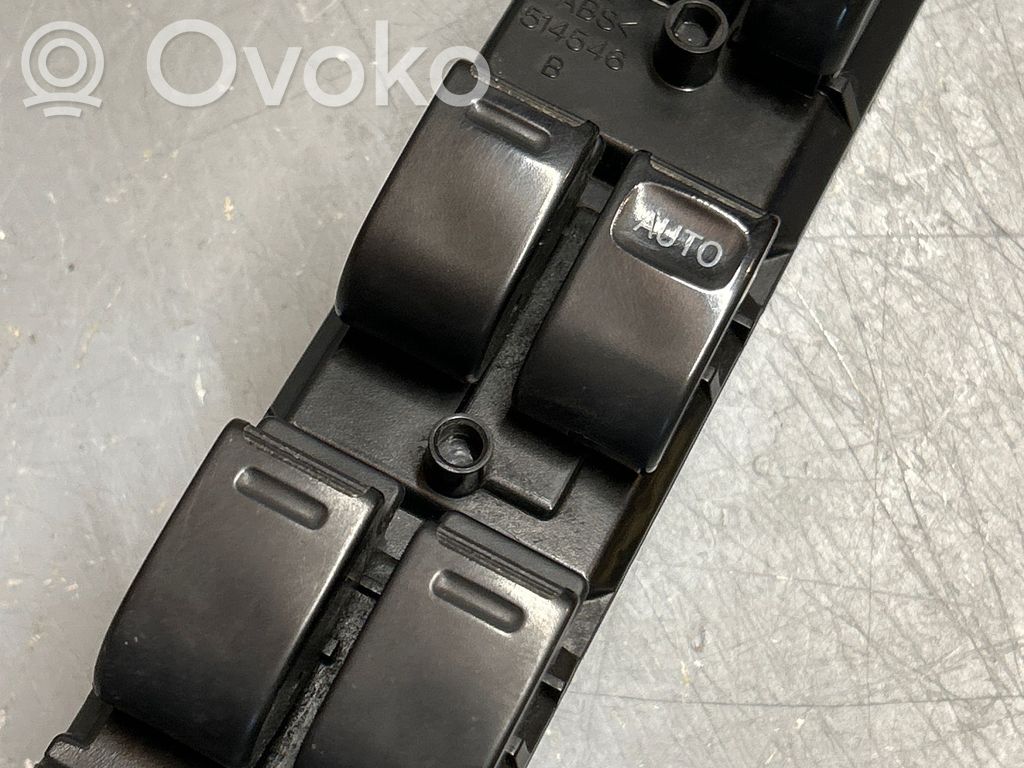 Toyota RAV 4 (XA20) Electric window control switch 