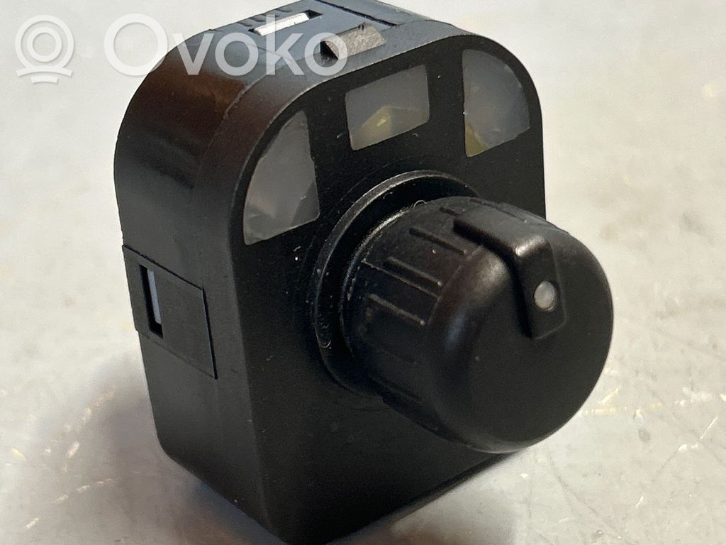Audi A3 S3 8P Wing mirror switch 