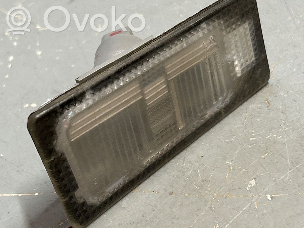 Hyundai i20 Active Number plate light 