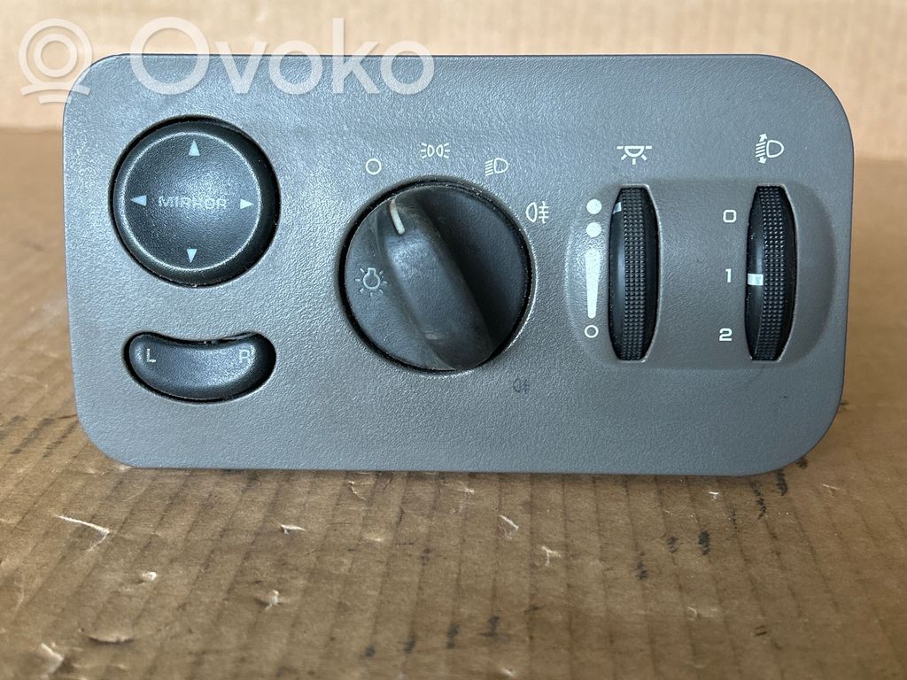 Chrysler Voyager Light switch 