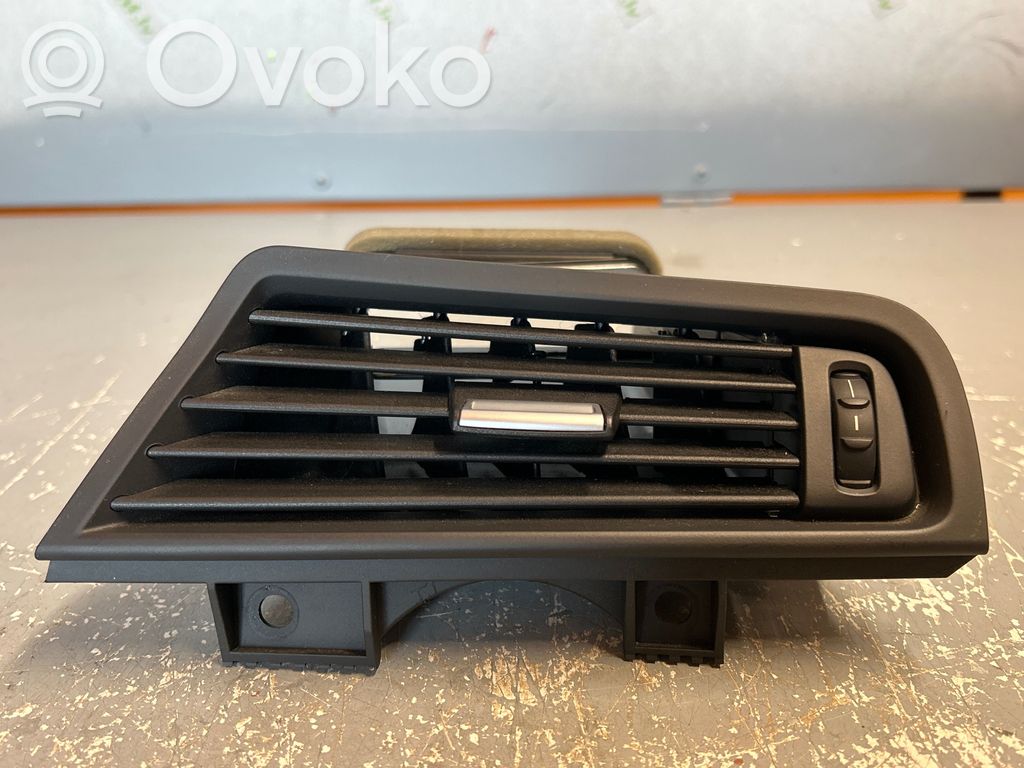 BMW 5 F10 F11 Šoninės oro grotelės 