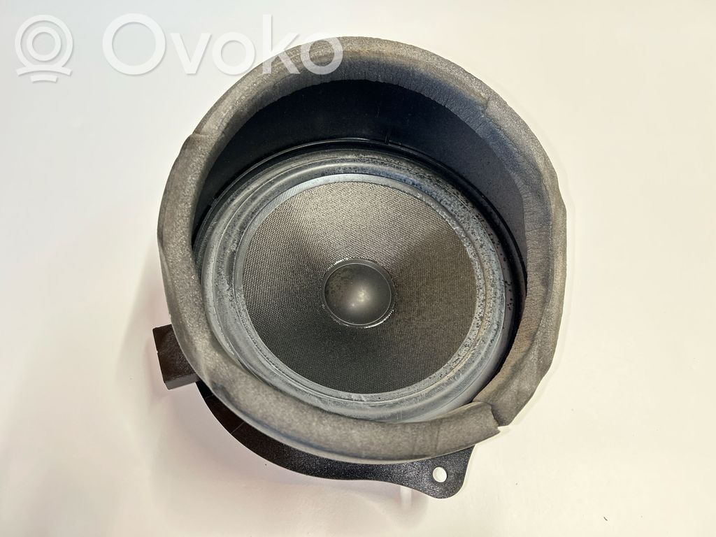 BMW X5 E53 Etuoven kaiutin 