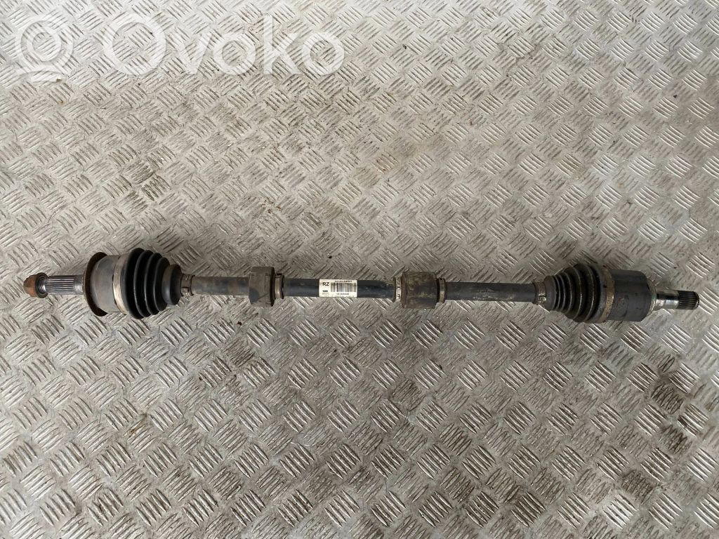 Suzuki Vitara (LY) Priekinis pusašis 