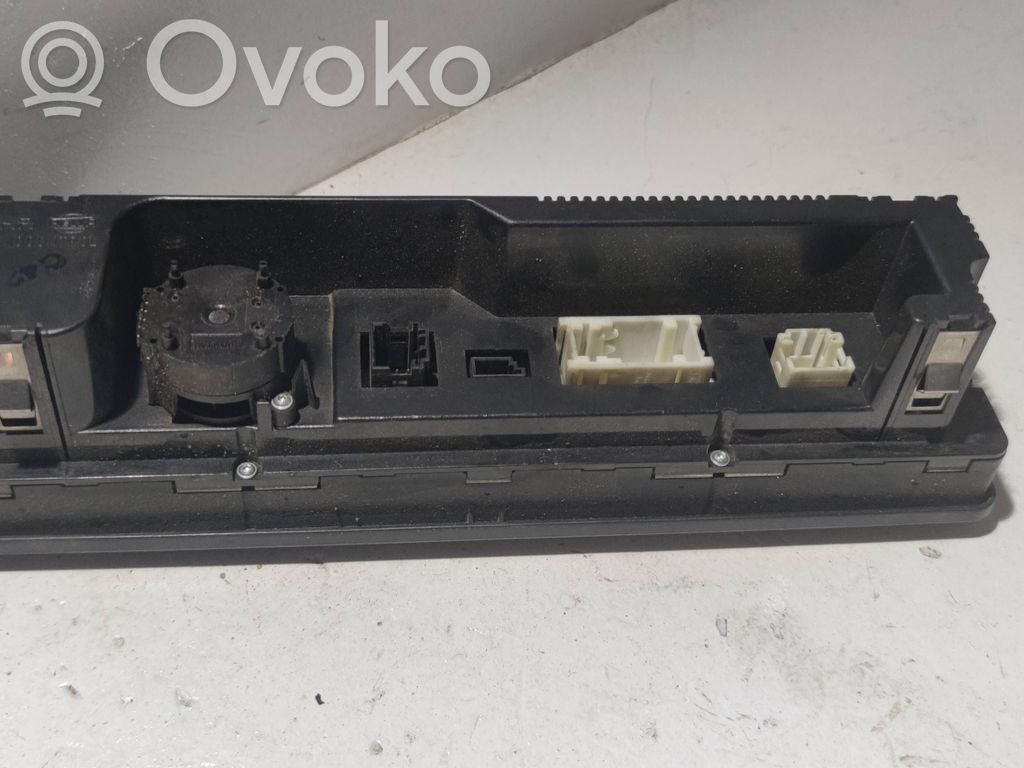 BMW 3 E46 Climate control unit 