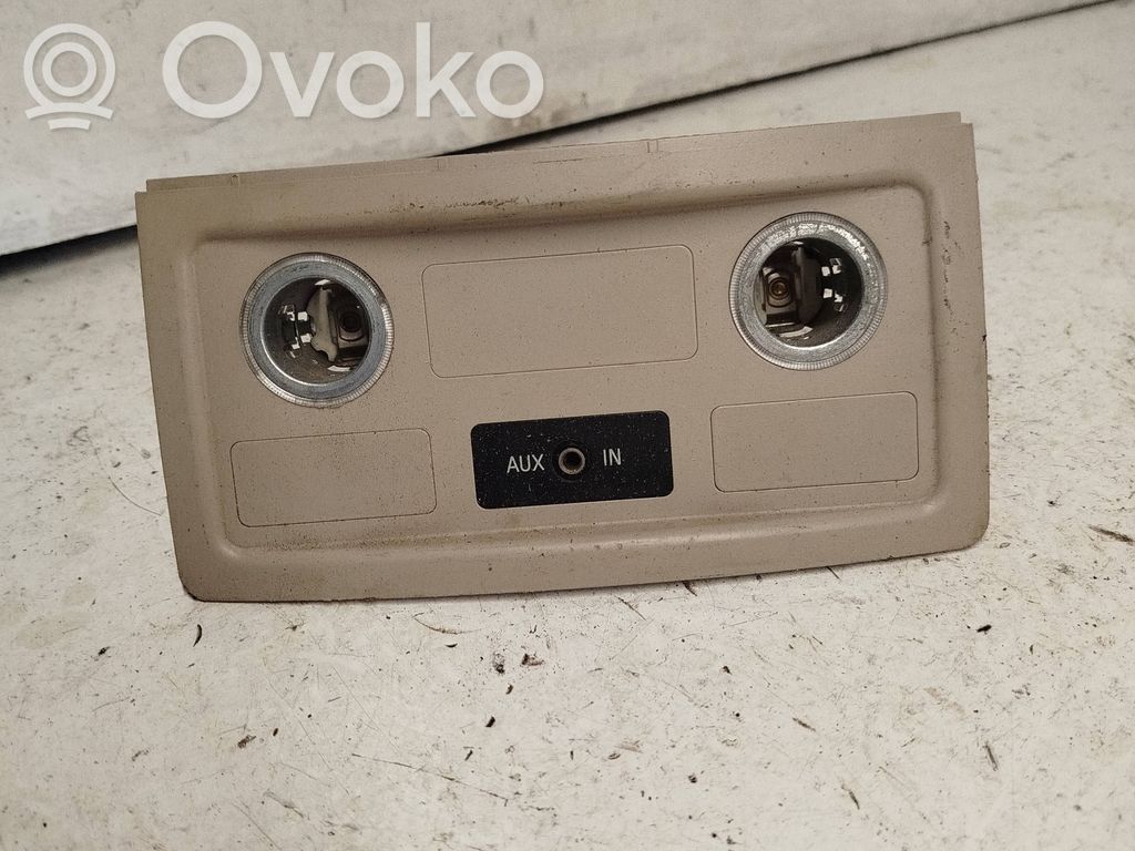 Разъем AUX   3199500D0,12112007