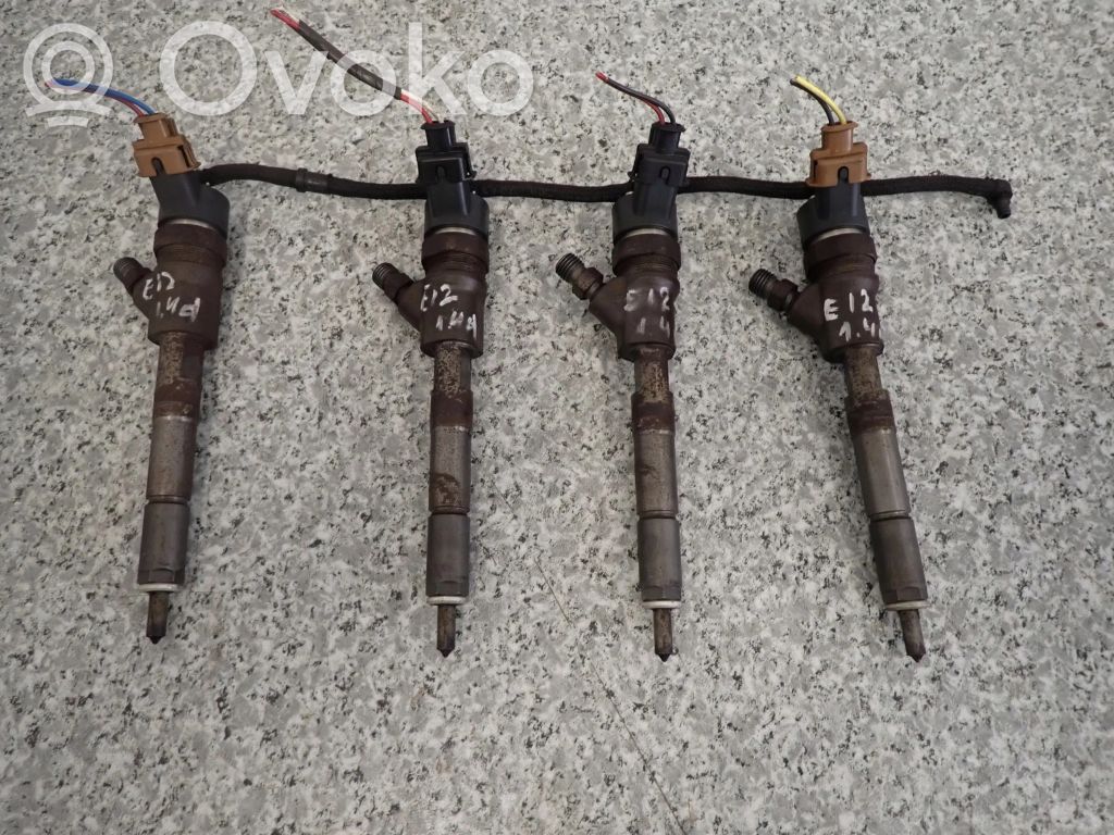 Fuel injector