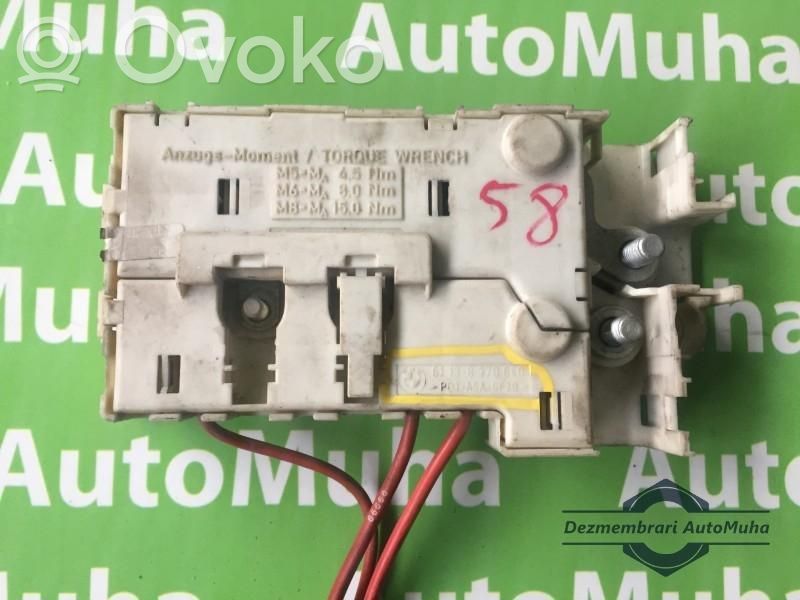 BMW 7 E38 Fuse module 