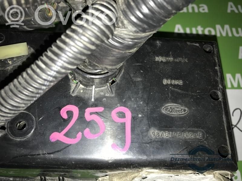 Ford Focus Fuse module 