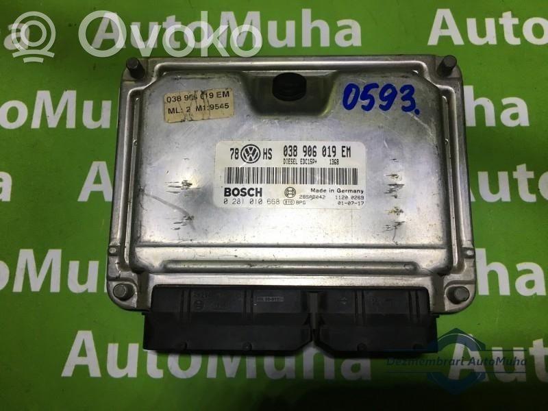 Volkswagen PASSAT B5.5 Engine control unit/module ECU 