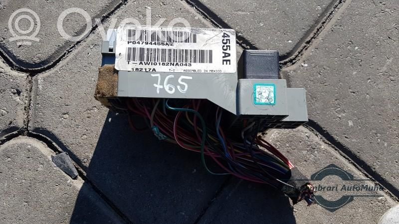 Saugiklių blokas   18217A,455AE,P04794455AE,TAEI0182NA043,TAWI0182NA043