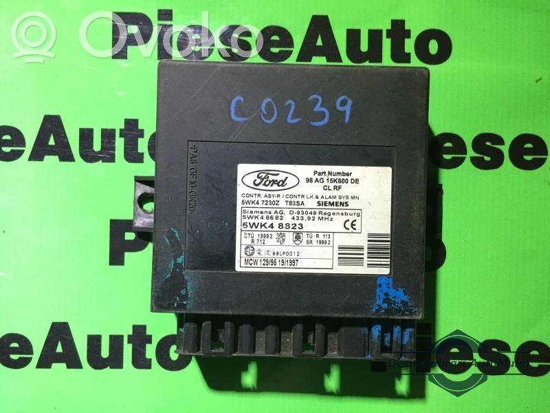 Ford Focus Comfort/convenience module 