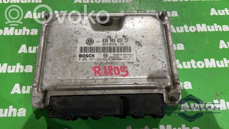 Engine control unit/module ECU   0261207199,030906032CP