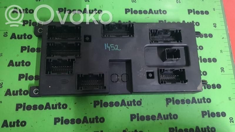 Fuse module   J9C314F041AB