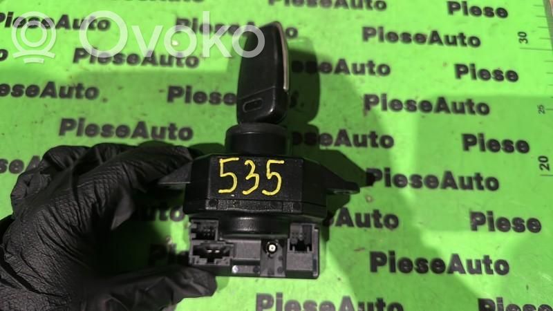 Audi A6 S6 C6 4F Užvedimo spynelės kontaktai 