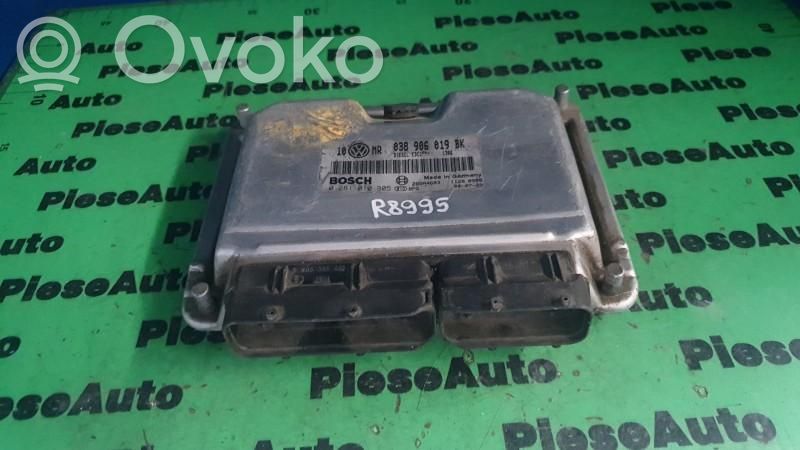 Volkswagen PASSAT B5.5 Engine control unit/module ECU 