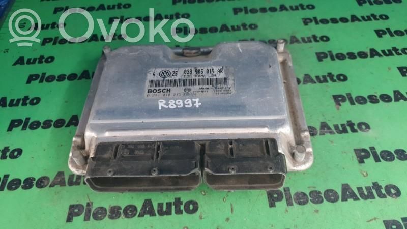Engine control unit/module ECU   0281010215,038906019AR