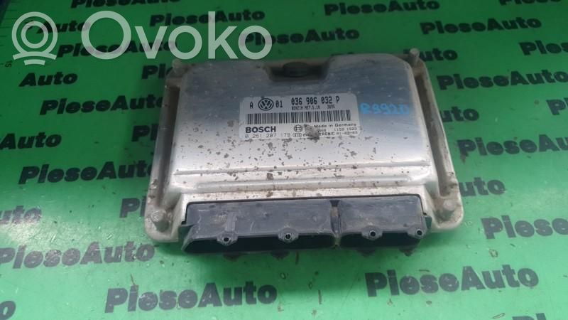 Engine control unit/module ECU   0261207179,036906032P